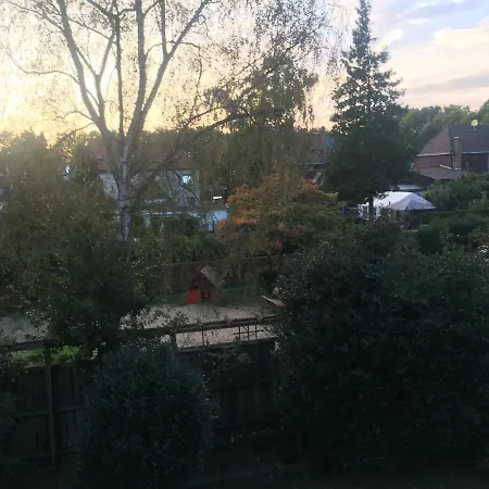 Gasthof In Duisburg-rheinhausen 4*
