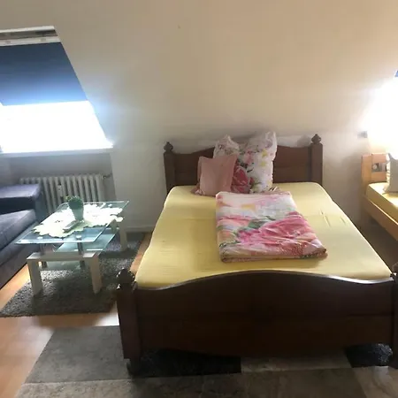 In Duisburg-rheinhausen 4* Duisburgo