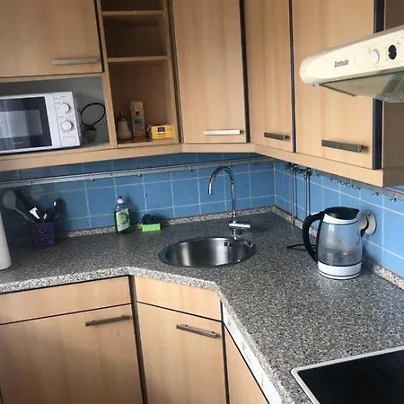 In Duisburg-rheinhausen Affittacamere 4*