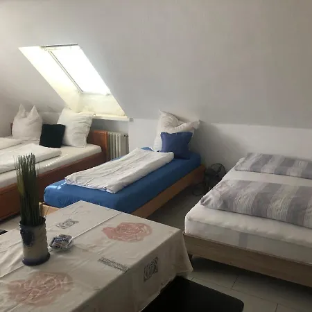 In Duisburg-rheinhausen 4*